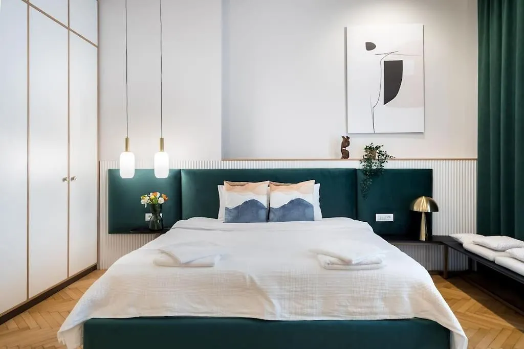 Stylish & Charming Apartment - City Center Bucharest Romania