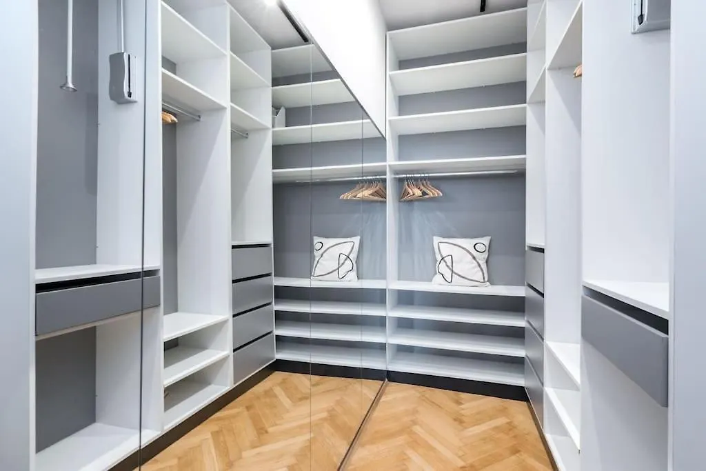 Stylish & Charming Apartment - City Center Bucharest