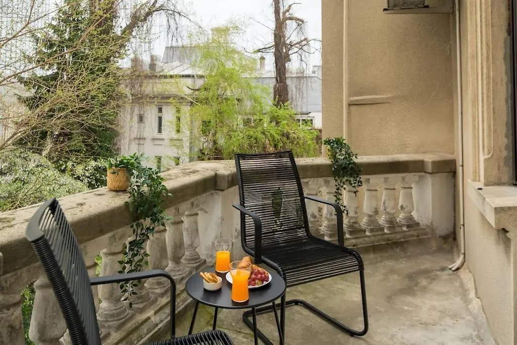 Stylish & Charming Apartment - City Center Bucharest 0*,