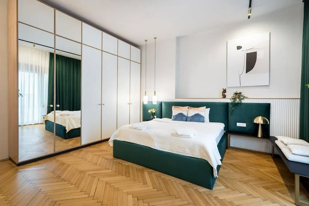 Stylish & Charming Apartment - City Center Bucharest