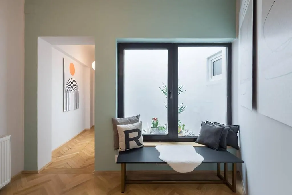 Stylish & Charming Apartment - City Center Bucharest
